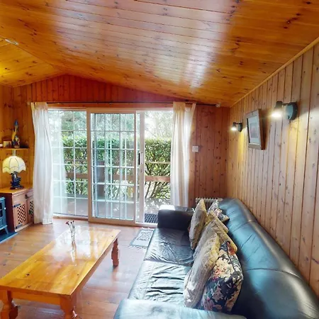 Robin Hill House Heritage Bed & Breakfast 4*